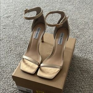 Steve Madden Gold Women's Heels